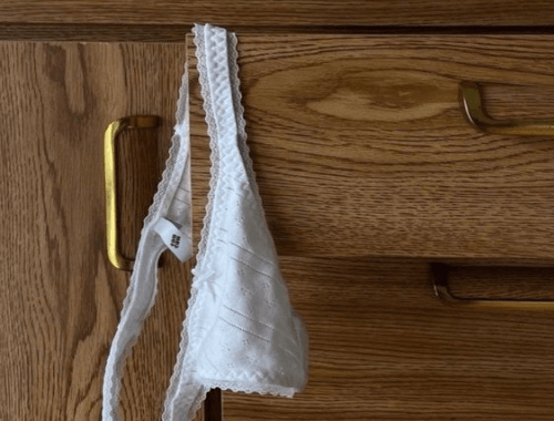 Sua mãe transa sim.