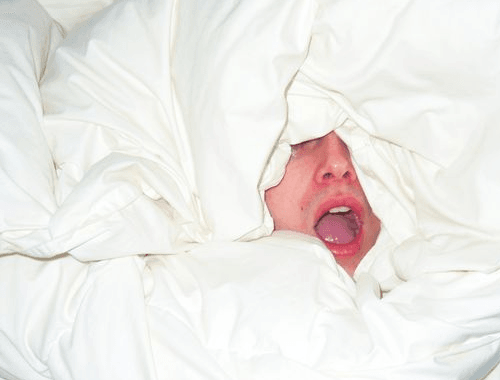 Se você passar daquela porta