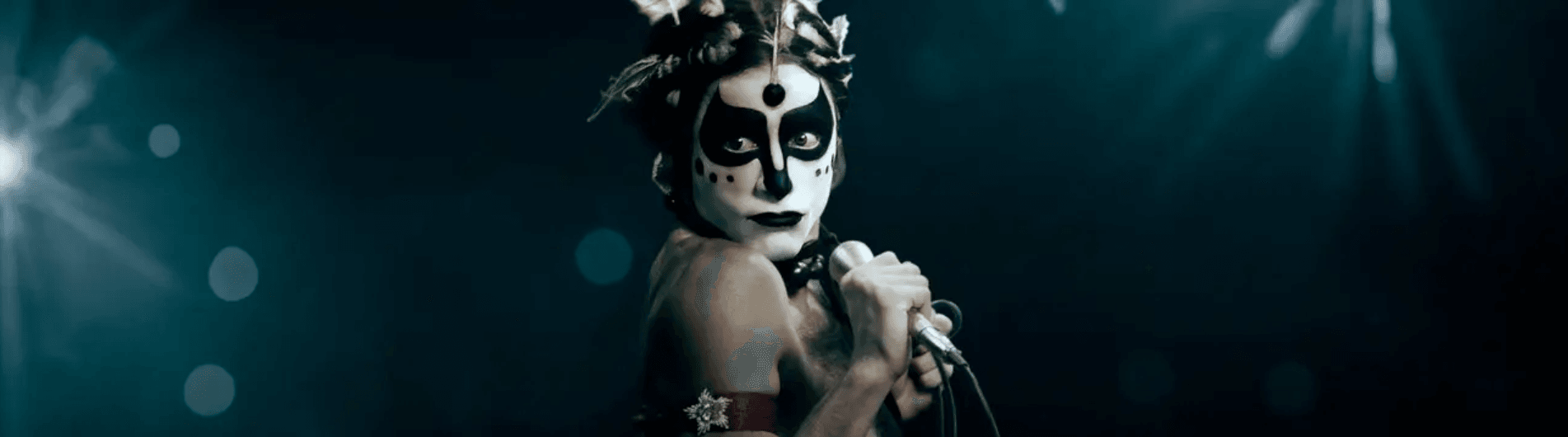 Homem com H: fusão entre humano, arte e sexualidade