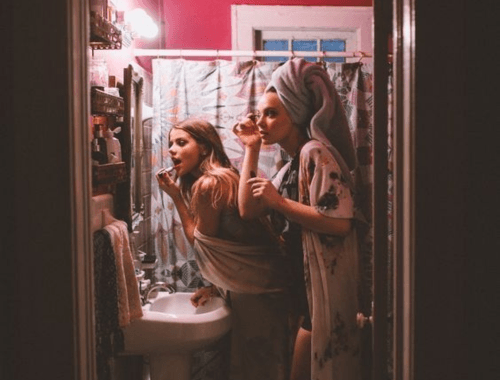 Maquia, senta, encaixa