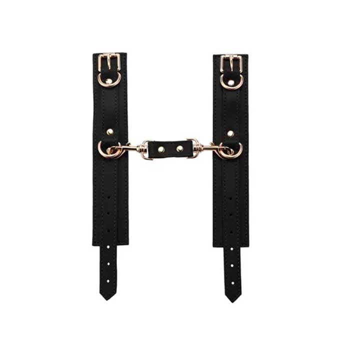 Kit Sado de Luxo com 7 Acessórios em Couro Sintético - Bondage Kits I Would Give It All To Not Be Sleeping Alone | Disponivel em 3 Cores - 21