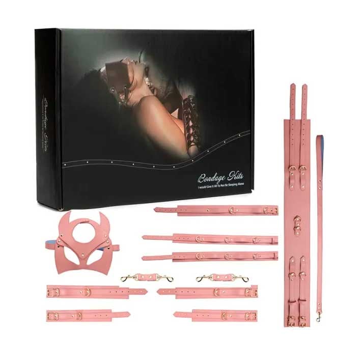 Kit Sado de Luxo com 7 Acessórios em Couro Sintético - Bondage Kits I Would Give It All To Not Be Sleeping Alone | Disponivel em 3 Cores - 1