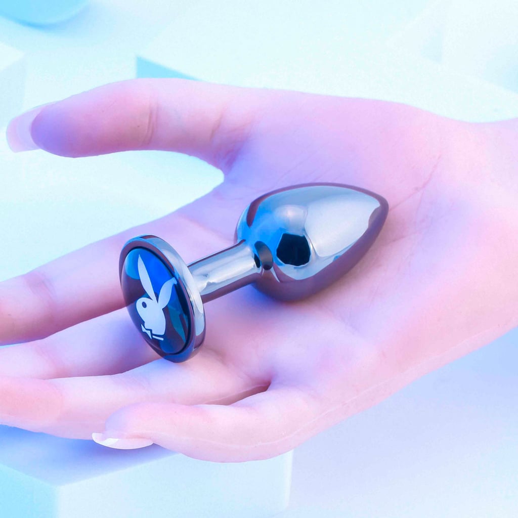 Plug Anal em Metal no Tamanho "P" com Logo - Evolved Playboy Pleasure Tux-Small | 6,5 x 2,7 cm - 5