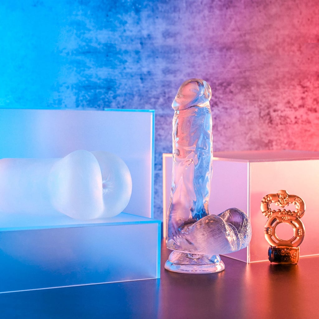 Prótese Peniana Realística com Escroto em Silicone Transparente, Masturbador no Formato de Ânus em TPE e Anel Peniano Duplo - Gender X Cleartly Combo - 1