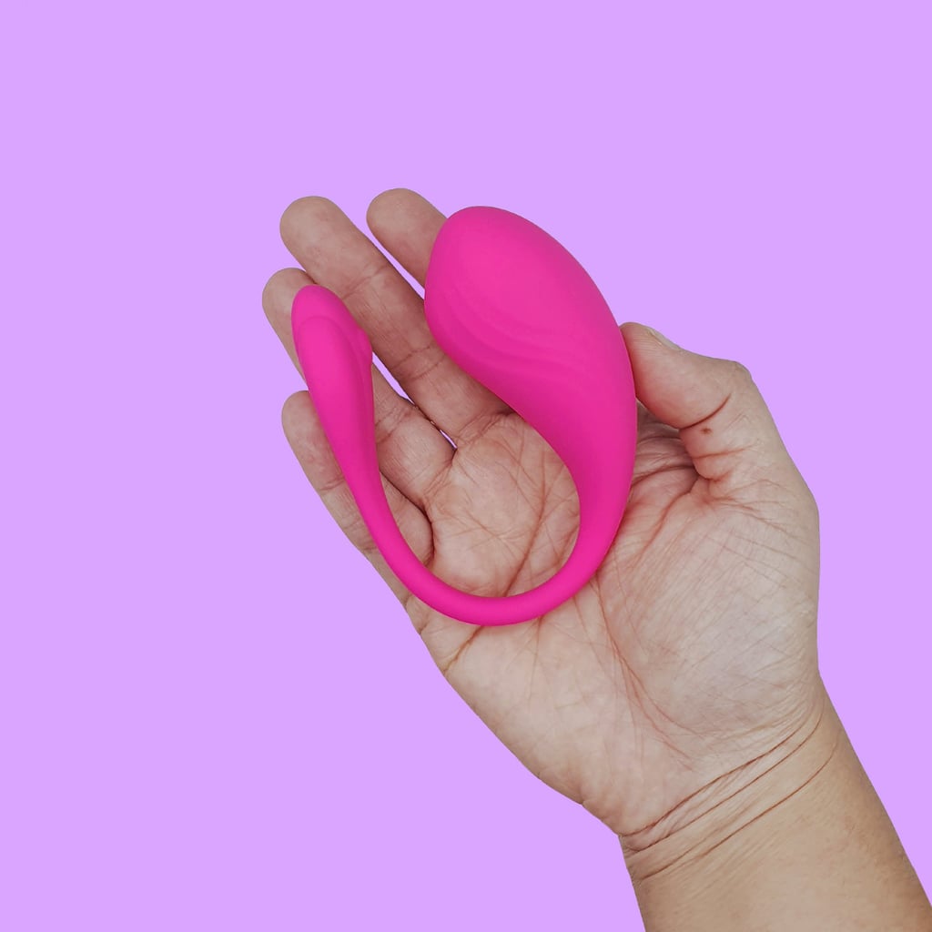 Vibrador Estimulador de Ponto G e Clitóris em Silicone com 9 Modos de Vibrações, Recarregável e Controle Via Aplicativo - Dmitry | 11 x 3,4 cm - 7
