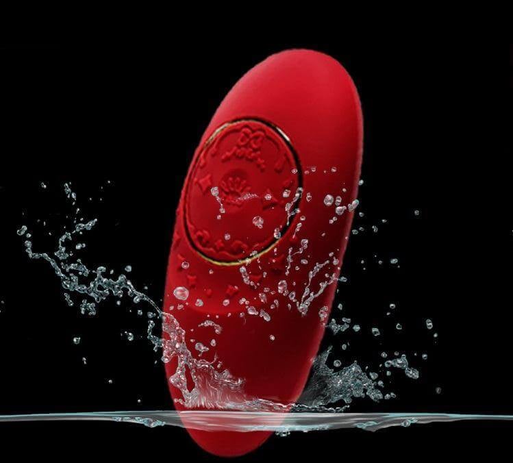 Cápsula Vibratória Recarregável com 8 Modos de Vibrações Silenciosas e Folheamento em Ouro 24K - ZALO Versailles Jeanne | 9,5 x 4,6 cm | Cor: Vermelho - 5