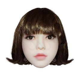 Camila - Boneca Realística em TPE com Cabelo Curto Castanho Avelã, Olhos Castanhos, Seios Médios, Vértebras em Aço e Acessórios - 38 kg e 1,60 Metros de Altura