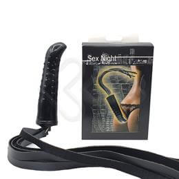Chicote com Tiras em Couro Ecológico no Formato de Prótese Peniana de Ponto G - InNamorata Sex Night - 48,4 x 3,7 CM