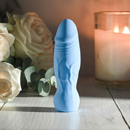 Mini Vibrador em Silicone com Glande, Veias e 11 Modos de Vibrações - Gender X Lil Buddy | 7,8 x 3 cm