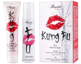 Plics Kung Fu - Kit Para Sexo Oral com Gel Beijável e Aromatizante Bucal - Contém: 15 g e 15 ml