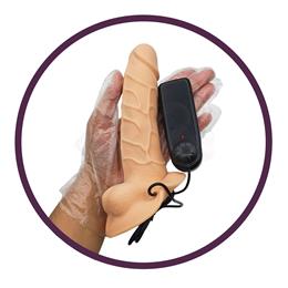 Ultra Passionate Harness - Pênis em Cyberskin com Rotação, Vibração Multivelocidade e Base para Apoio - 15,5 x 4 cm