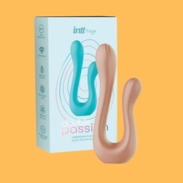 Vibrador para Casal com Duas Pontas Estimuladoras Flexíveis, 10 Modos de Vibração e Recarregável - Intt Toys Double Passion | Disponível em 3 Cores