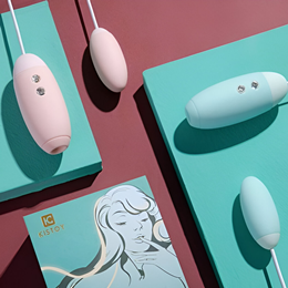Foto 1 do produto Vibrador Duplo em Silicone com 3 Intensidades de Sucção, 10 Modos de Vibração e Recarregável via USB - Kistoy Miss VV | Disponível em 2 Cores