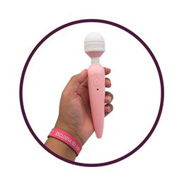 Vibrador Massageador Clitoriano com 10 Modos de Vibração e Recarregável - Lilo, We Love | 18 x 3,4 cm | Disponível em 2 Cores
