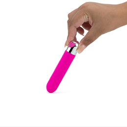 Vibrador Personal em Silicone com Textura Anelar, 12 Modos de Vibração e Recarregável - YouVibe G-Spot Vibrator | 10 x 2,4 cm | Disponível em 2 Cores