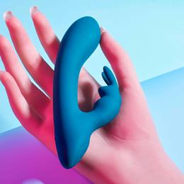 Vibrador Rabbit Recarregável em Silicone com 7 Modos de Vibrações - Evolved Playboy Pleasure Lil | 9,7 x 2,8 cm