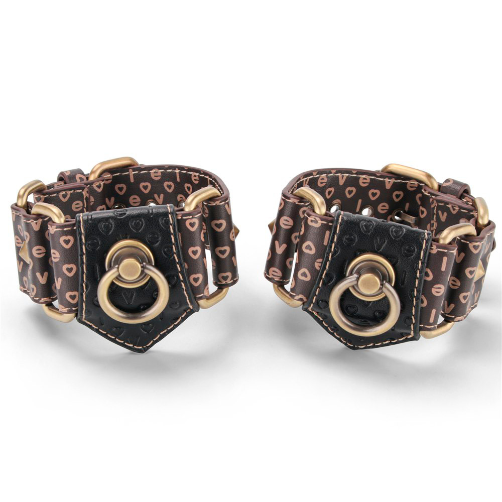 Algemas com Detalhes da Marca, Fivelas Ajustáveis e Mosquetão - Lovetoy Rebellion Reign - 2