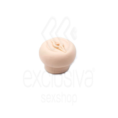 Foto 3 do produto Anel para Bomba Peniana em Cyber Skin Formato de Vagina - Luv Pump | 7 x 4,8 cm