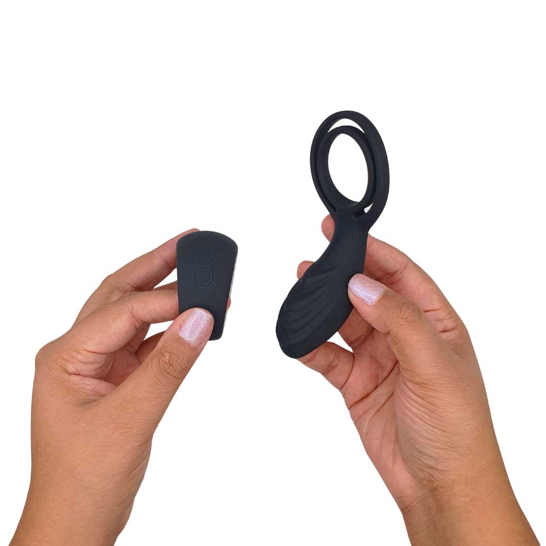 Anel Peniano e Escrotal Recarregável com Estimulador de Clítoris, 12 Vibrações e Controle Remoto Sem Fio - Pleasure Dreams | 6,5 x 2,8 cm - 7