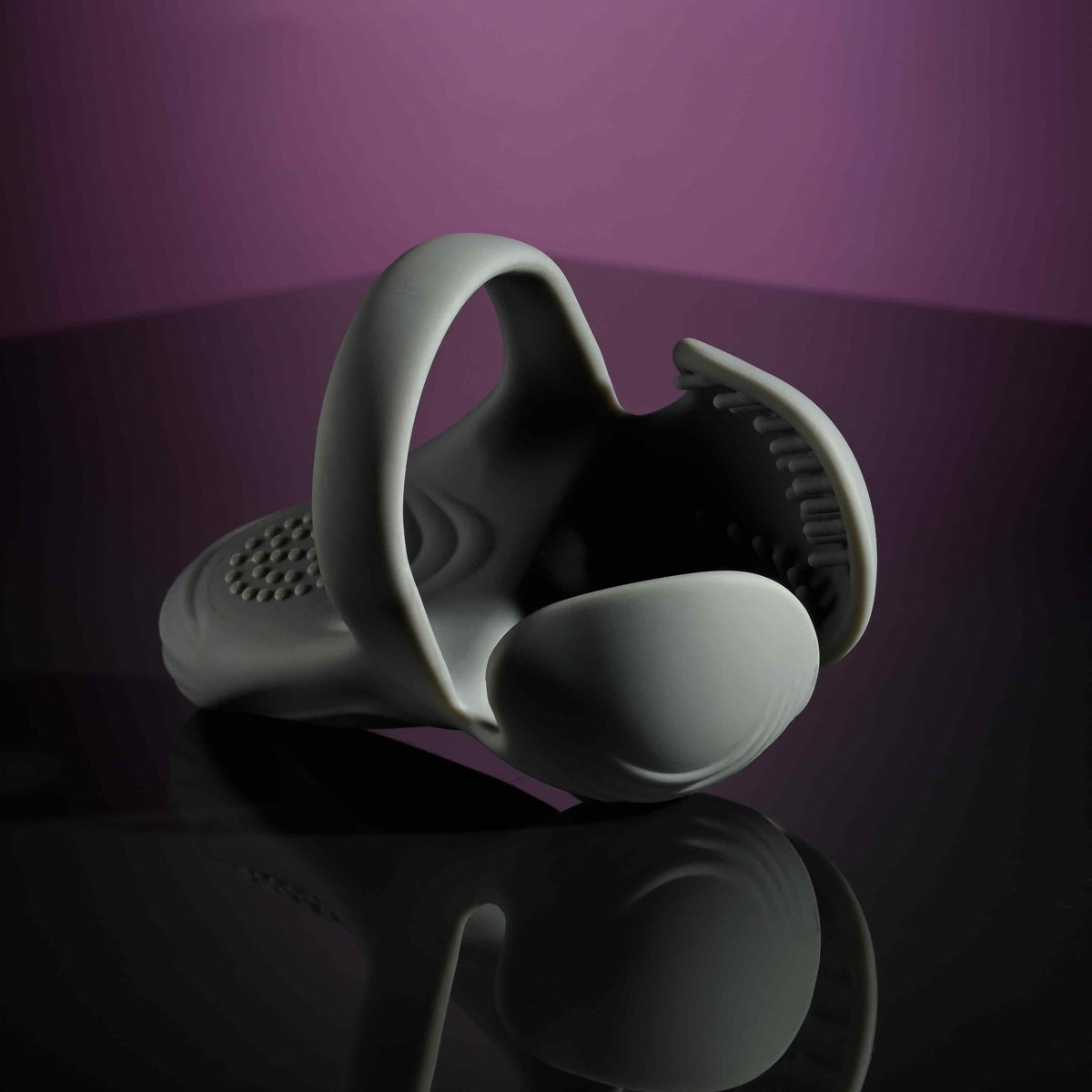 Anel Peniano com Estimulador Escrotal em Silicone, Cerdas, Texturas, 10 Modos de Vibrações e Recarregável - Gender X Undercarriage - 5