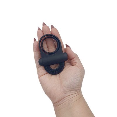 Anel Peniano em Silicone com Alça Flexível, Cápsula Vibratória, 9 Modos de Vibração e Carregamento Via Cabo USB - Zero Tolerance Bell Ringer