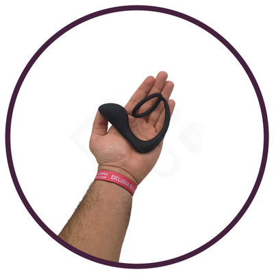 Foto 6 do produto Anel Peniano em Silicone Aveludado com Estimulador de Plug Anal e Ponta Estimuladora de Próstata - NV TOYS | 8,1 x 2,9 cm