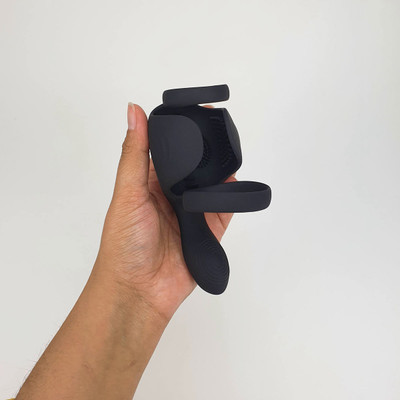 Foto 13 do produto Anel Peniano em Silicone com Massageador de Períneo, 10 Modos de Vibração e Carregamento Via Cabo USB - Funejoy | 12,5 x 3,8 cm