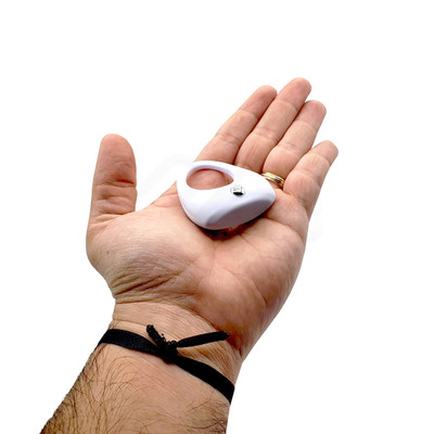 Foto 5 do produto Anel Peniano em Silicone com Vibração Única - Zero Tolerance White Light Ning | 5,2 x 4,6 cm