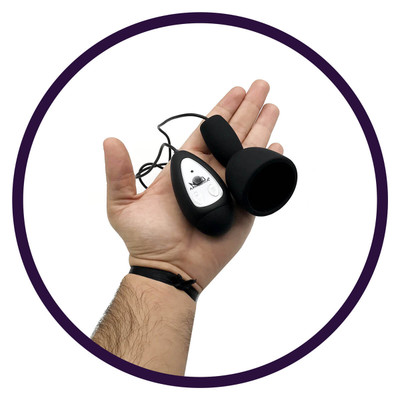 Foto 6 do produto Aphrodisia Stamina Trainer for Man - Vibrador Massageador Peniano com 10 Modos de Vibração, Cerdas Massageadoras e Controle Remoto com Fio - 4,3 x 4 cm