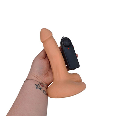 Arbitrariness - Pênis em Cyberskin com Rotação, Vibração Multivelocidade e Base para Apoio - 14,5 x 4 cm