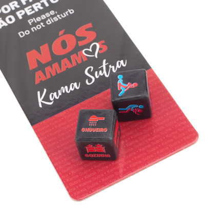 Aviso de Porta e Par de Dados "Nós Amamos Kama Sutra" Hétero - Diversão ao Cubo