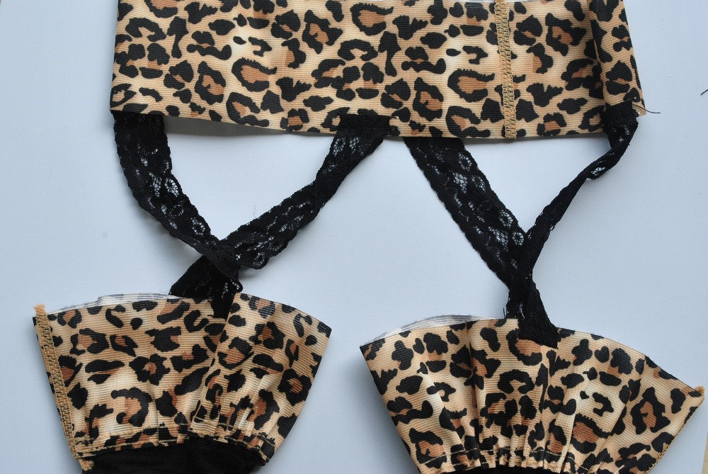 Beileisi - Meia 7/8 com Estampa de Leopardo e Cinta-Liga | Disponível em 2 Cores - 2