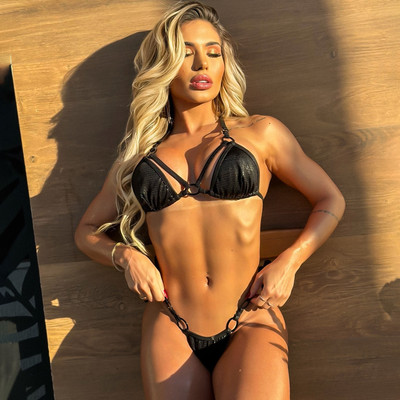 Biquíni Cortina com Strappy e Argolas - Garota Veneno | Disponível em 2 Cores e 4 Tamanhos