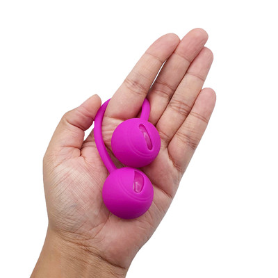 Bolas com Peso para Pompoar em Silicone Soft Touch e Alça de segurança - Pretty Love Kegel Ball III