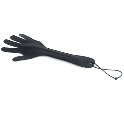 Foto 2 do produto Chibata em Forma de Mãozinha Feita em Couro Sintético - Brasil Fetiche | 40 cm