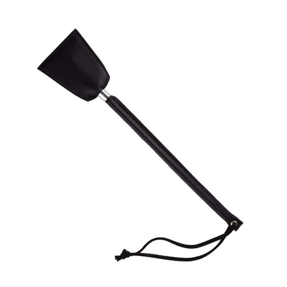 Kit Tiazinha Máscara e Chibata com Alça Feito em Couro Sintético - Brasil Fetiche | Disponível em 5 Cores - 10