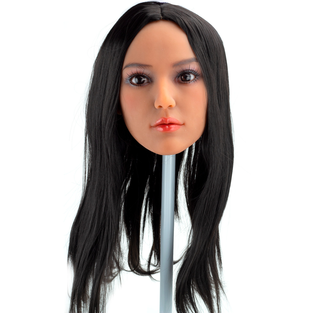 Britney - Boneca Realística em TPE com Pele Morena, Cabelo Castanho, Olhos Castanhos, Seios Pequenos, Vértebras em Aço e Acessórios - 32,6kg e 1,48 Metros de Altura - 10