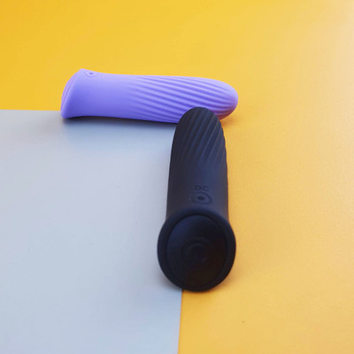 Foto 6 do produto Bullet Recarregável em Silicone Aveludado com 7 Modos de Vibrações - Sense | 9 x 2 cm | Disponível em 3 Cores