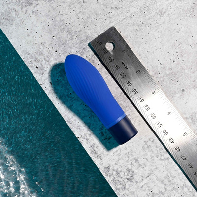 Foto 4 do produto Bullet em Silicone Texturizado com 10 Modos de Vibração e Carregamento via USB Magnético - Selopa Cobalt Cutie | 10 x 3 cm