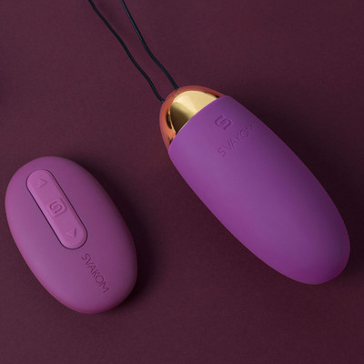 Foto 4 do produto Bullet em Silicone com 5 Modos de Vibração e Controle Remoto sem Fio - Svakom Elva | 7,9 x 3,1 cm | Disponível em 2 Cores