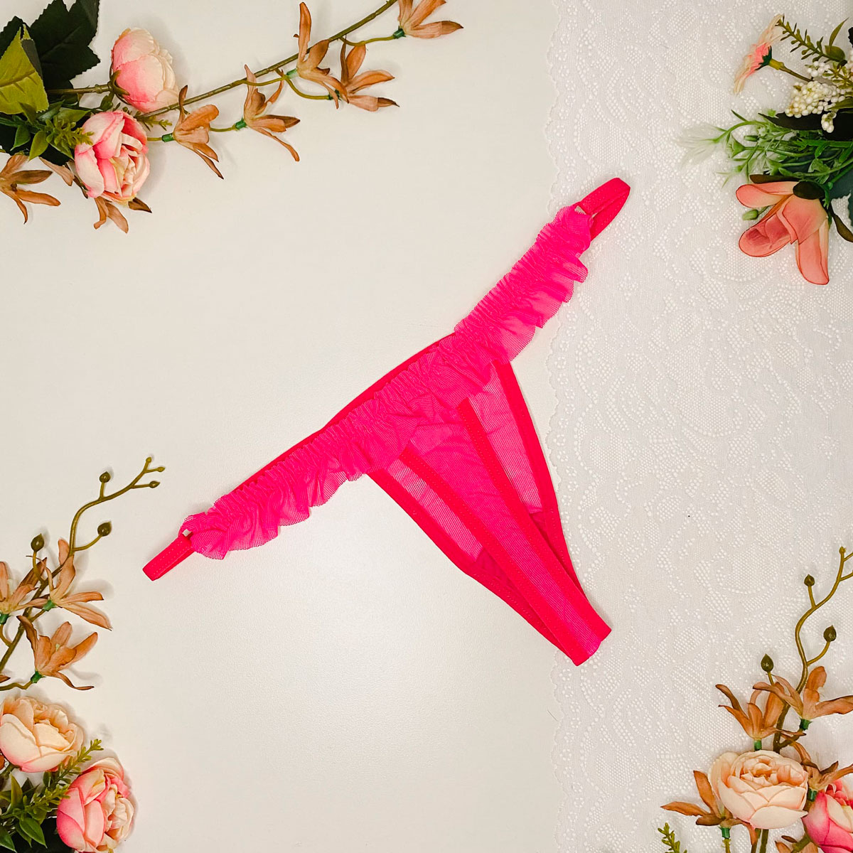 Calcinha Fio Afrodisíaco em Tule com Babadinho - Amor e Sedução Love Fio| Disponível em 6 Cores no Tamanho Único - 6