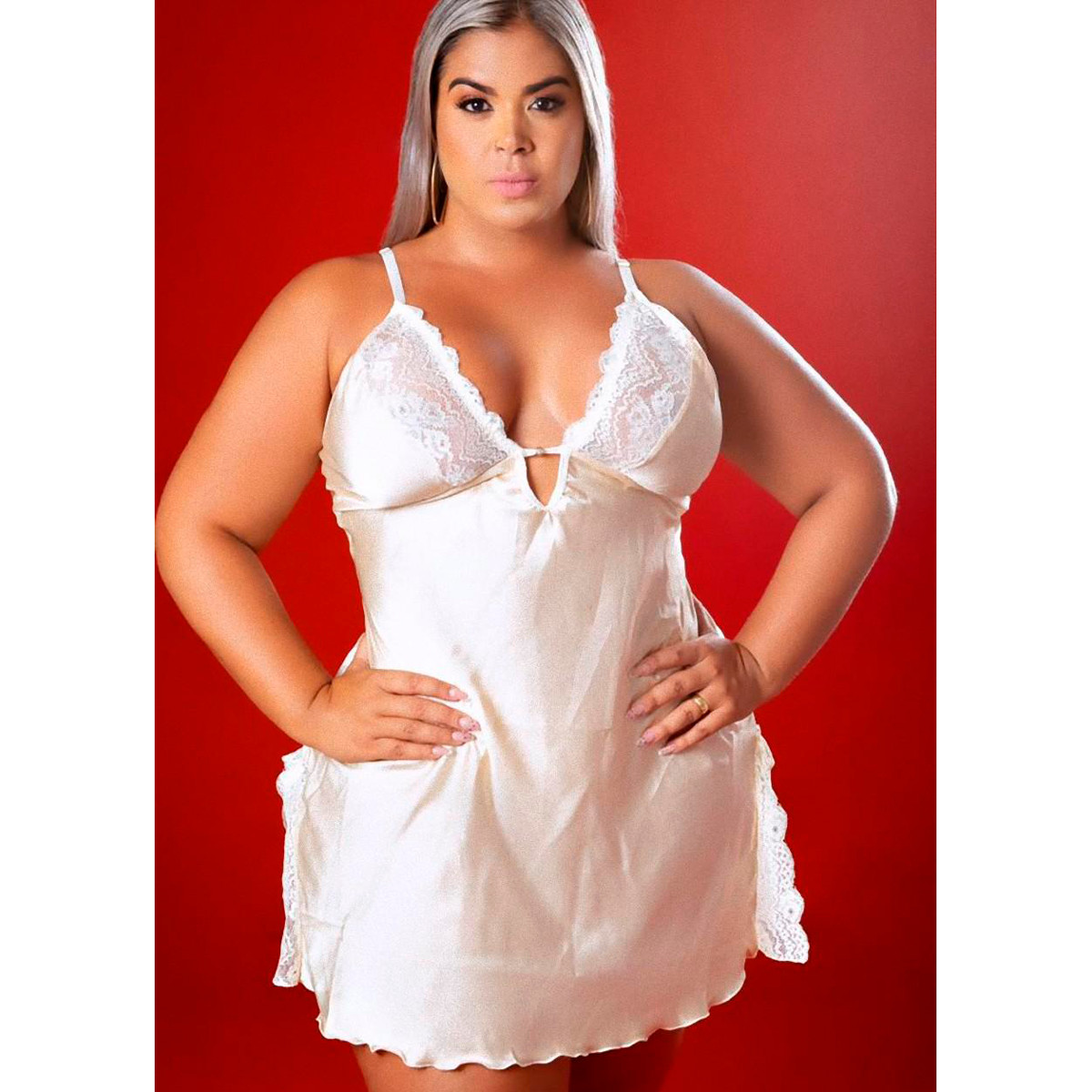 Camisola Sexy com Amarração Cruzada nas Costas em Fita de Cetim, Fenda Lateral e Calcinha de Renda - Garota Veneno | Disponível em 3 Cores e 4 Tamanhos Plus Size - 8