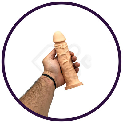 Capa Peniana em Forma de Pênis Realístico em Silicone com Cinta Regulável - Real Peter 01 | 19,5 x 4,2 | Disponível em 3 cores