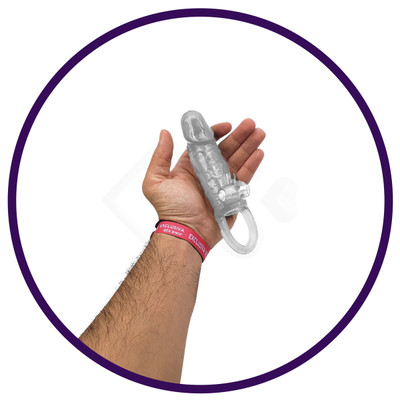 Foto 3 do produto Capa Peniana Realística em Silicone com Preenchimento Interno, Cápsula Vibratória e Vibração Única - Armor Hero | 9,8 x 3,4 cm | Cor: Transparente