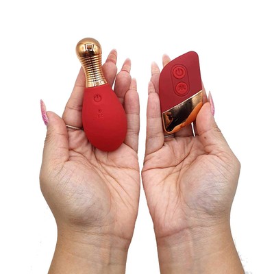 Cápsula Recarregável em Formato de Perfume com Controle Remoto, 12 Modos de Vibração e Resistência à Água | 6,0 x 3,8 cm | Disponível em 2 Cores