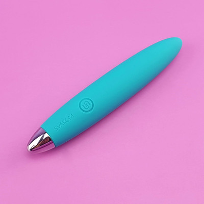 Foto 2 do produto Cápsula Vibratória em Silicone com 3 Modos de Vibrações e Recarregável - Svakom Daisy | 12,5 x 2,2 cm | Disponível em 2 Cores