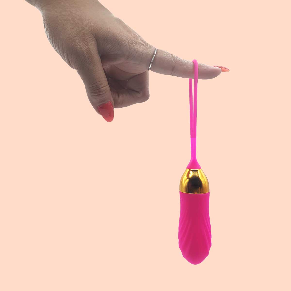 Cápsula Vibratória Recarregável em Silicone, 9 Modos de Vibração, Controle via Aplicativo e Alça de Segurança - Good Vibe Toys | 9,3 x 2,9 cm - 4