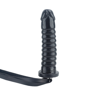 Foto 2 do produto Chicote com Tiras em Couro Ecológico no Formato de Prótese Peniana com Glande Definida e Texturas Onduladas - InNamorata Sex Night | 60 cm