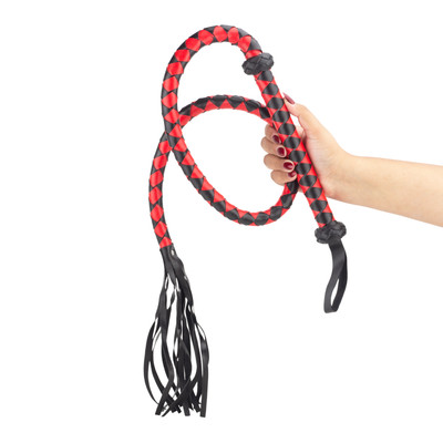 Chicote com Tiras em Couro Sintético, Detalhes Trançados e Alça de Mão - SI | 139 cm