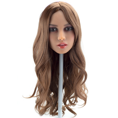 Chloe - Boneca Realística em TPE com Pele Morena, Cabelo Castanho Longo, Olhos Castanhos, Seios Pequenos, Vértebras em Aço e Acessórios - 43 Kg e 1,57 Metros de Altura